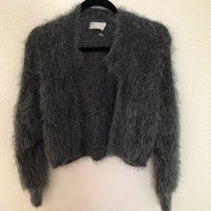lush women’s cropped gray fuzzy sweater
